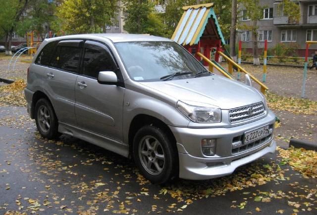 2000 Toyota RAV4