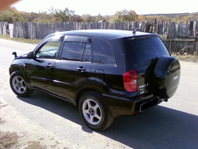 2000 Toyota RAV4