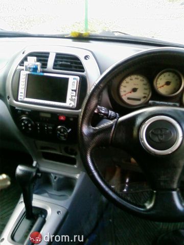 2000 Toyota RAV4