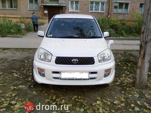 2000 Toyota RAV4