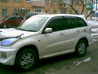 RAV4