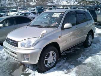 2000 Toyota RAV4