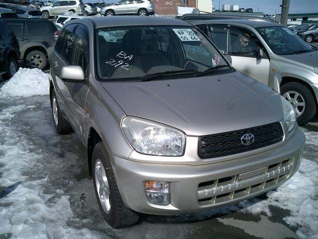 2000 Toyota RAV4