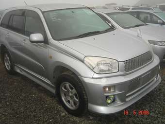 RAV4