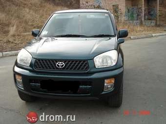 2000 RAV4