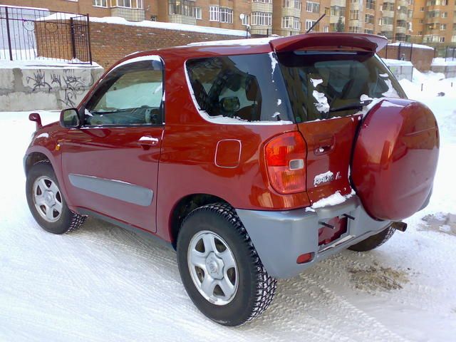 2000 Toyota RAV4