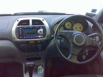 2000 RAV4