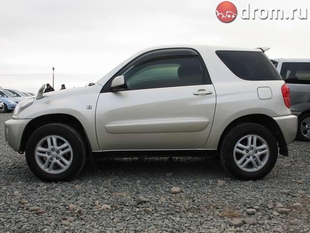 2000 Toyota RAV4