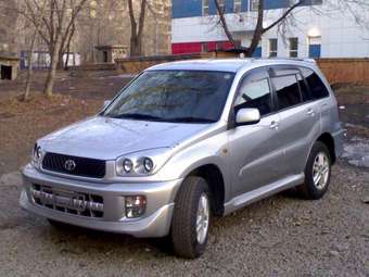 2000 Toyota RAV4