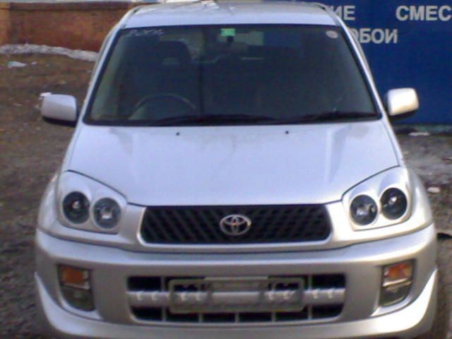 2000 Toyota RAV4