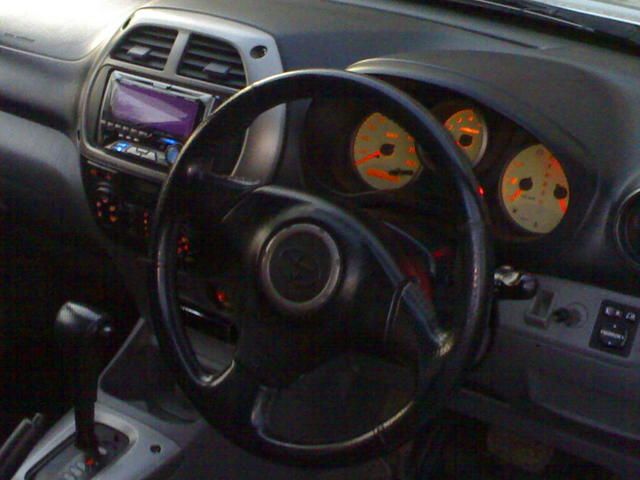 2000 Toyota RAV4
