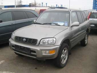 2000 Toyota RAV4