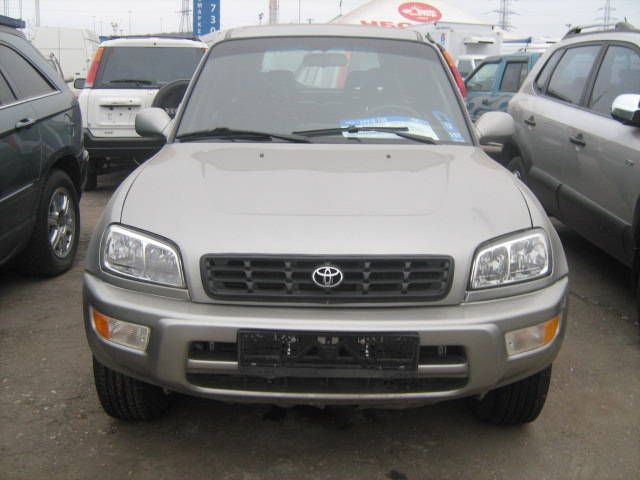 2000 Toyota RAV4