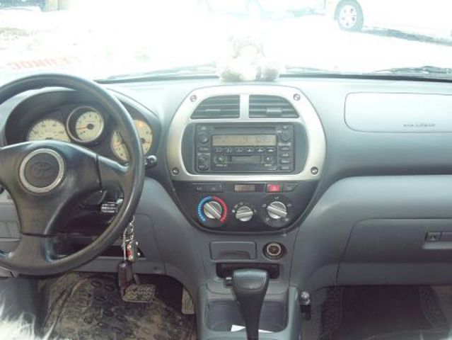 2000 Toyota RAV4