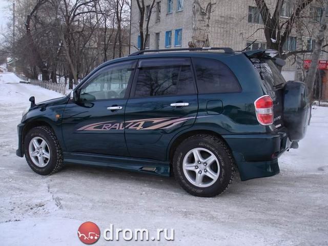 2000 Toyota RAV4
