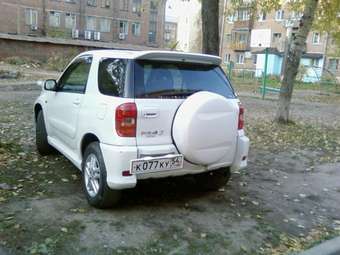 2000 RAV4