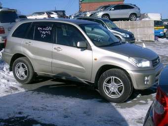 RAV4