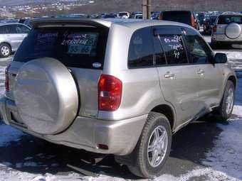 2000 RAV4