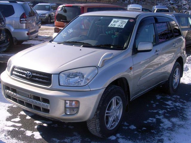 2000 Toyota RAV4