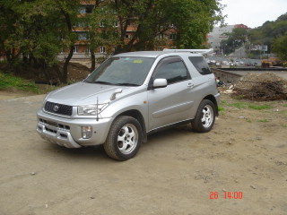 2000 Toyota RAV4