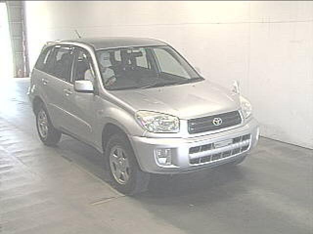 2000 Toyota RAV4 Pics