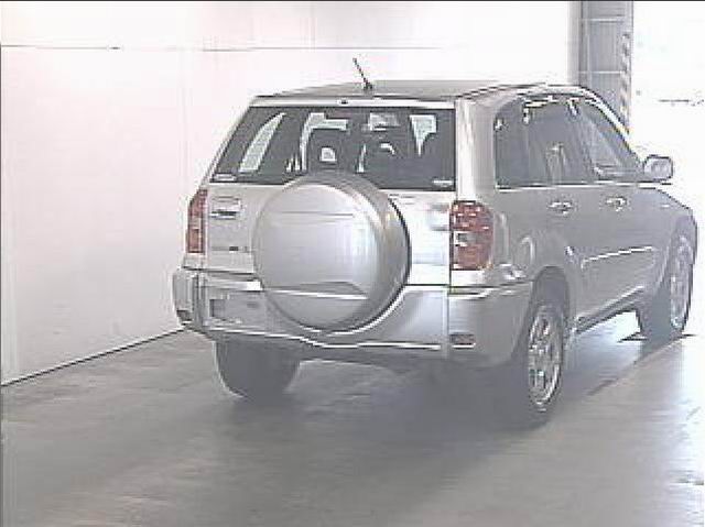 2000 Toyota RAV4 Pictures