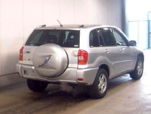 2000 Toyota RAV4 Pictures