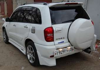 2000 Toyota RAV4 Pictures