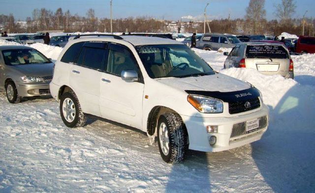 2000 Toyota RAV4