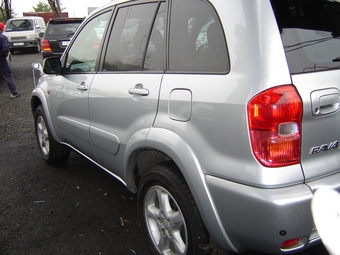 RAV4
