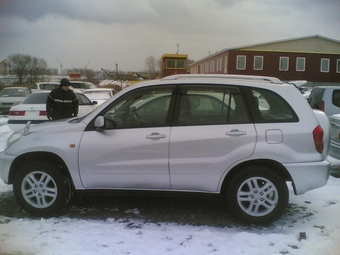 RAV4