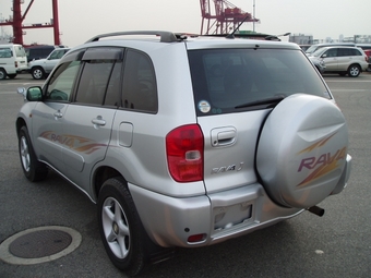 RAV4