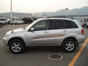 2001 RAV4
