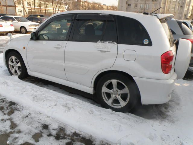 2001 Toyota RAV4