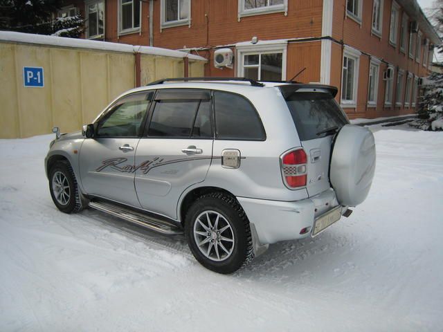 2001 Toyota RAV4