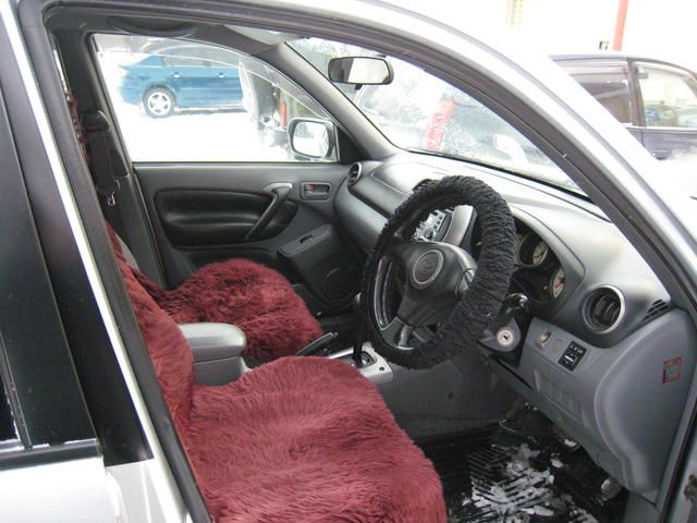 2001 Toyota RAV4