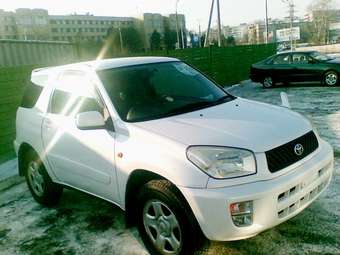 2001 RAV4