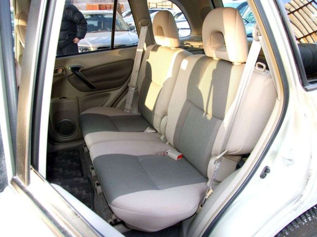 2001 Toyota RAV4