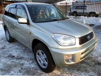 2001 RAV4