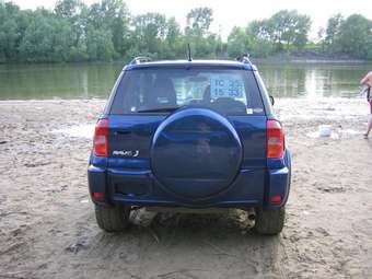 2001 RAV4