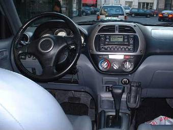 2001 RAV4