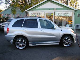 2001 RAV4