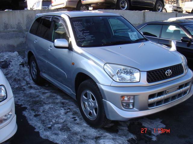 2001 Toyota RAV4 Photos