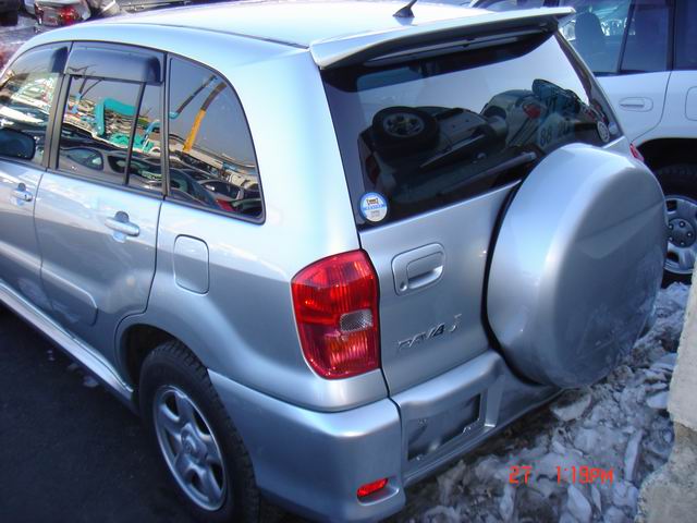 2001 Toyota RAV4 Photos