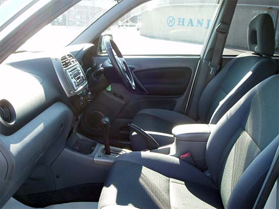 2001 Toyota RAV4 Photos