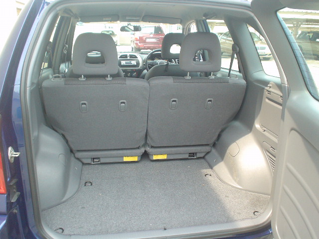 2001 Toyota RAV4 Wallpapers
