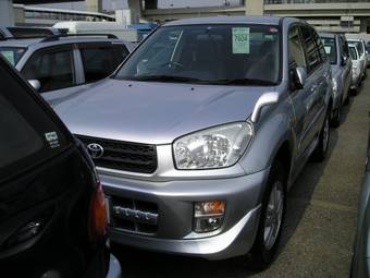 2001 Toyota RAV4 Photos