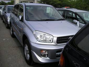 2001 Toyota RAV4 Pictures