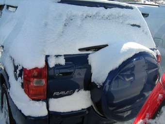 2001 Toyota RAV4 Pics