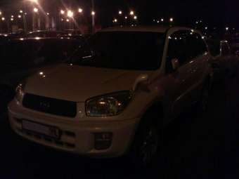2001 Toyota RAV4 Pictures